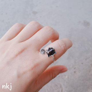 Nhẫn hồ ly bạc ta đính đá phong thủy