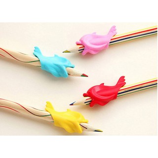 Set 10 đệm cầm bút tập viết hình cá cho bé vào lớp 1