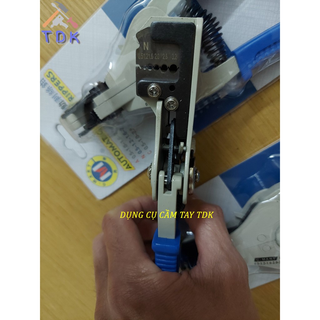 Kìm tuốt dây điện tự động B0029-N CMART 0,5~3,2 mm2