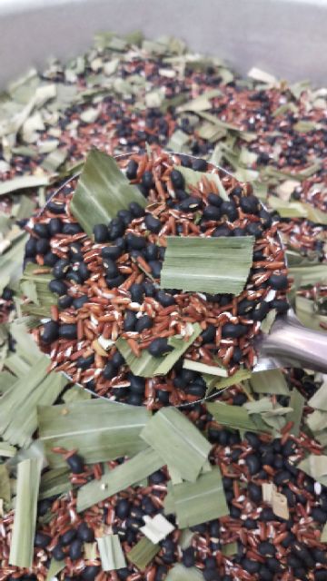 500g - 1KG TRÀ ĐẬU ĐEN GẠO LỨT LÁ DỨA (LÁ NẾP THƠM) | BigBuy360 - bigbuy360.vn