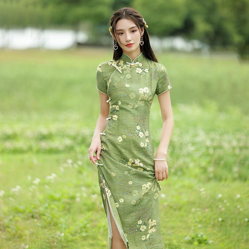 Đầm Sườn Xám Cách Tân Dáng Dài Màu Xanh Lá Phong Cách Retro Trung Hoa Xinh Xắn Cho Nữ