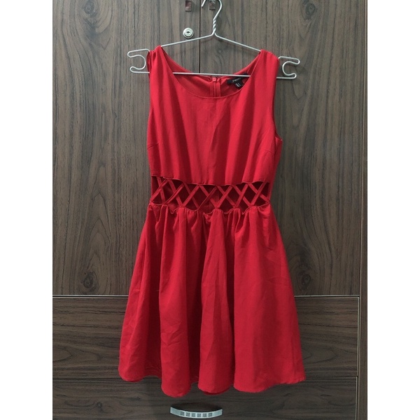 Thanh lý đầm sát nách F21 đỏ đô form ngắn new99%