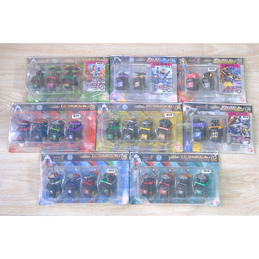 Đồ chơi DX Astro Switch Set New nguyên seal cực hiếm. Chính hãng Bandai Kamen Rider Fourze Astroswitches