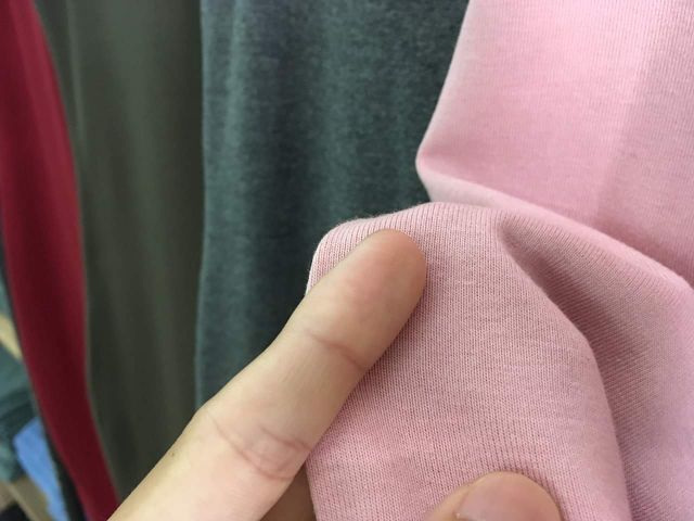 Đầm body xẻ tà AGE2X | BigBuy360 - bigbuy360.vn