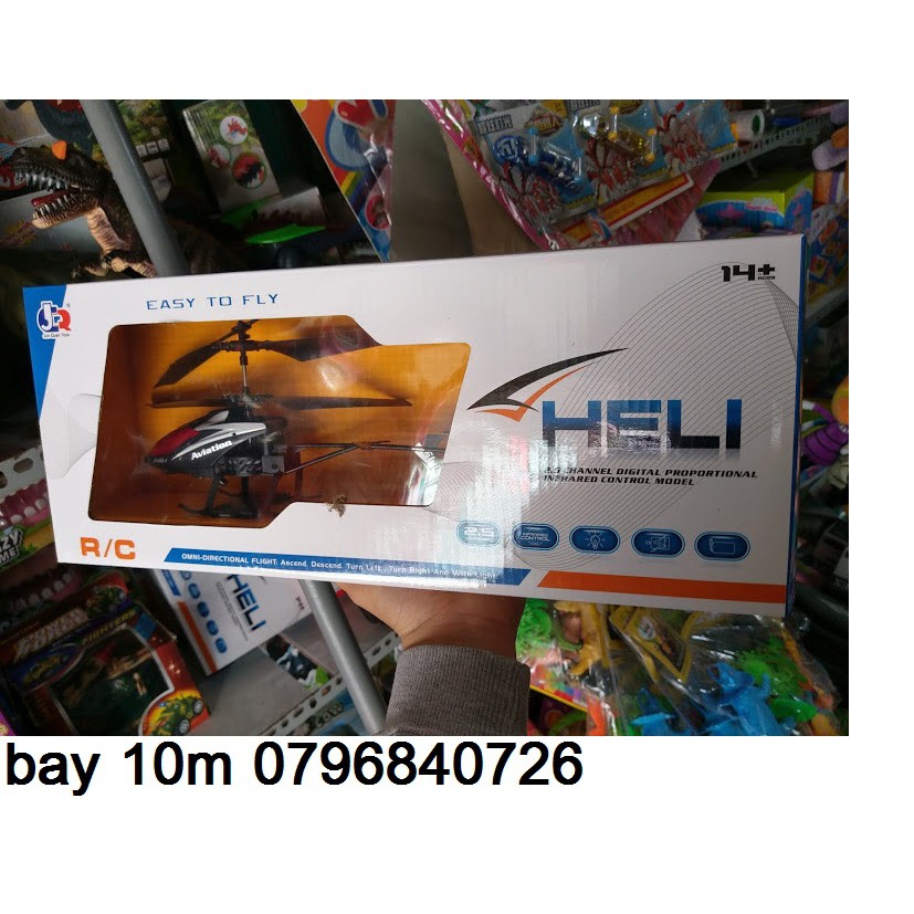 Máy bay điều khiển từ xa