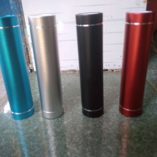 Pin sạc dự phòng Powerbank 2600mah tặng kèm cáp sạc