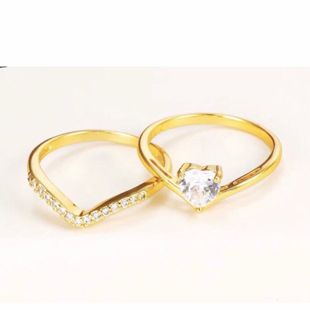 Nhẫn nữ kiểu trái tim dát vàng 18k