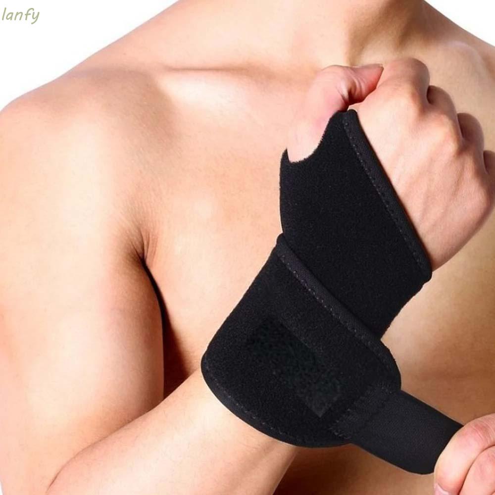 Băng quấn cổ tay hỗ trợ giảm đau an toàn khi chơi thể thao