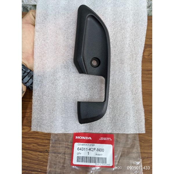 Ốp nhựa che gác chân sau ( phải) Scoopy 2021-2023
