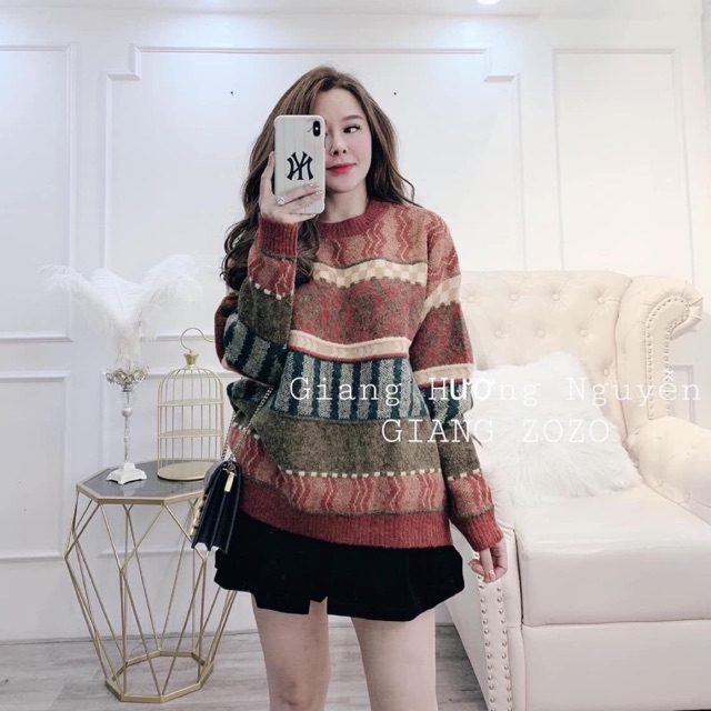 Áo len thổ cẩm đỏ