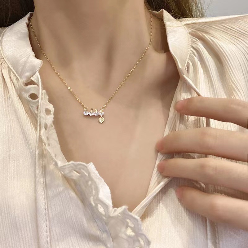 Dây Chuyền Thép Titan Mặt Chữ Love Đính Đá Phong Cách Nhật Bản