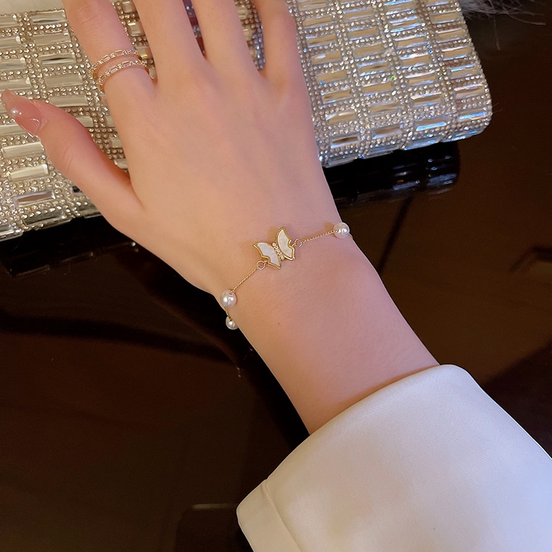 Vòng Tay Hình Bướm Đính Ngọc Trai Phong Cách Hàn Quốc Thời Trang