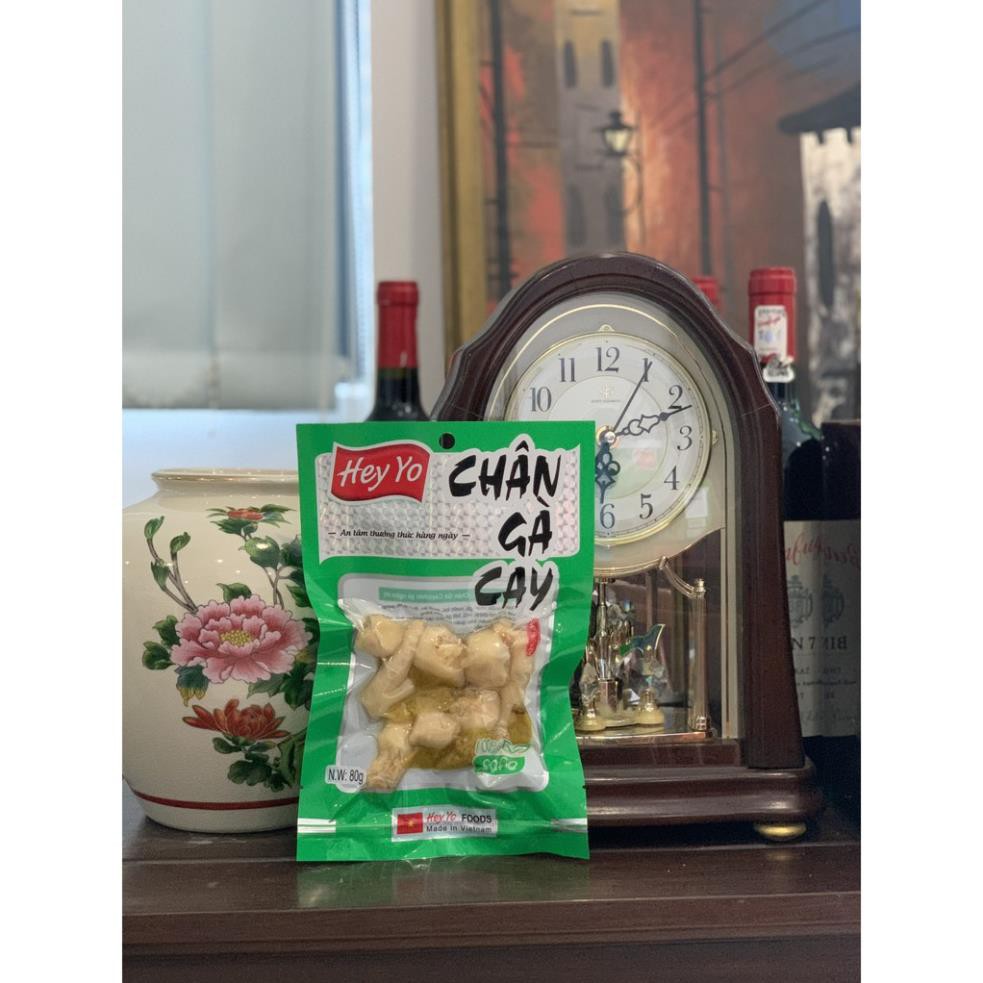 Chân Gà Cay Hey Yo (Chili Chicken Feet) 80Gr - Món Ngon Mỗi Ngày Nguyên liệu được nhập khẩu từ Nước ngoài