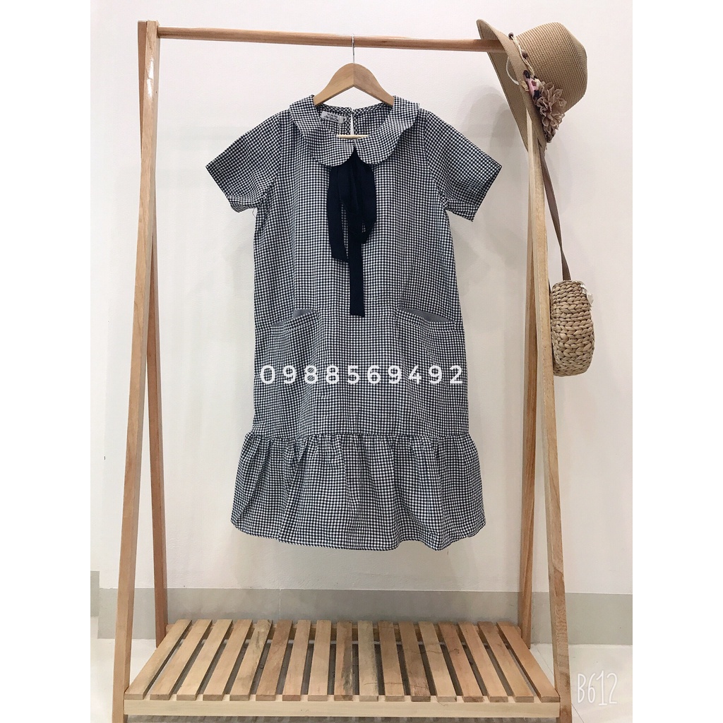 Váy Bầu Công Sở - Đầm Bầu GUME kẻ caro đen dáng đuôi cá nơ cổ chất vải thô cotton mềm mát size từ 40-100kg  MYC1188