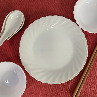 Dĩa tròn trắng trơn hiệu Arcopal Pháp