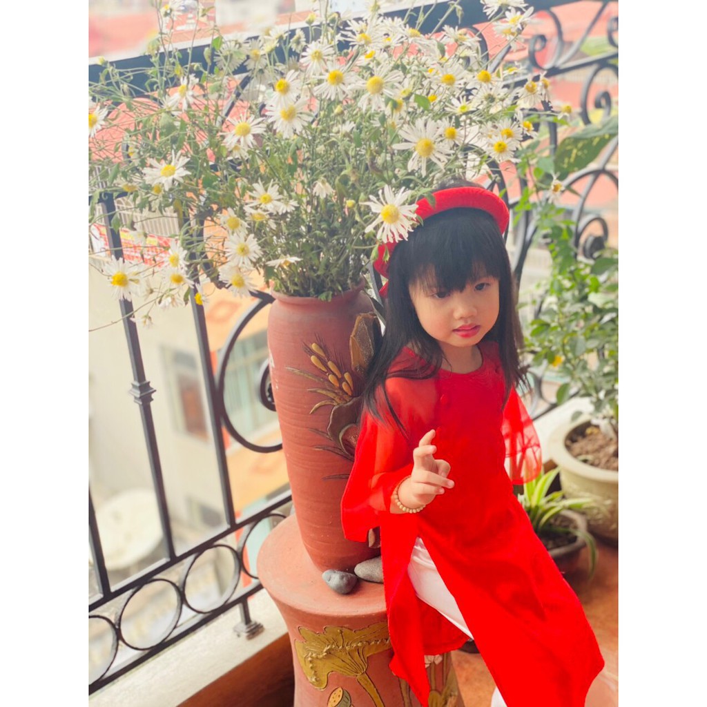 Áo dài Tết bé gái. Hàng thiết kế thương hiệu Litibaby,  chất liệu lụa mềm mịn, nhẹ nhàng, size 1-10 cho bé 10-30kg.