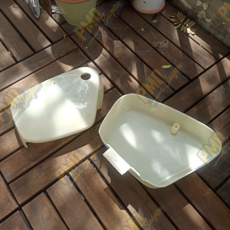 Cốp nhựa dame, 1 lỗ khóa,  không sơn kèm dây viền cốp với cặp ốc cốp