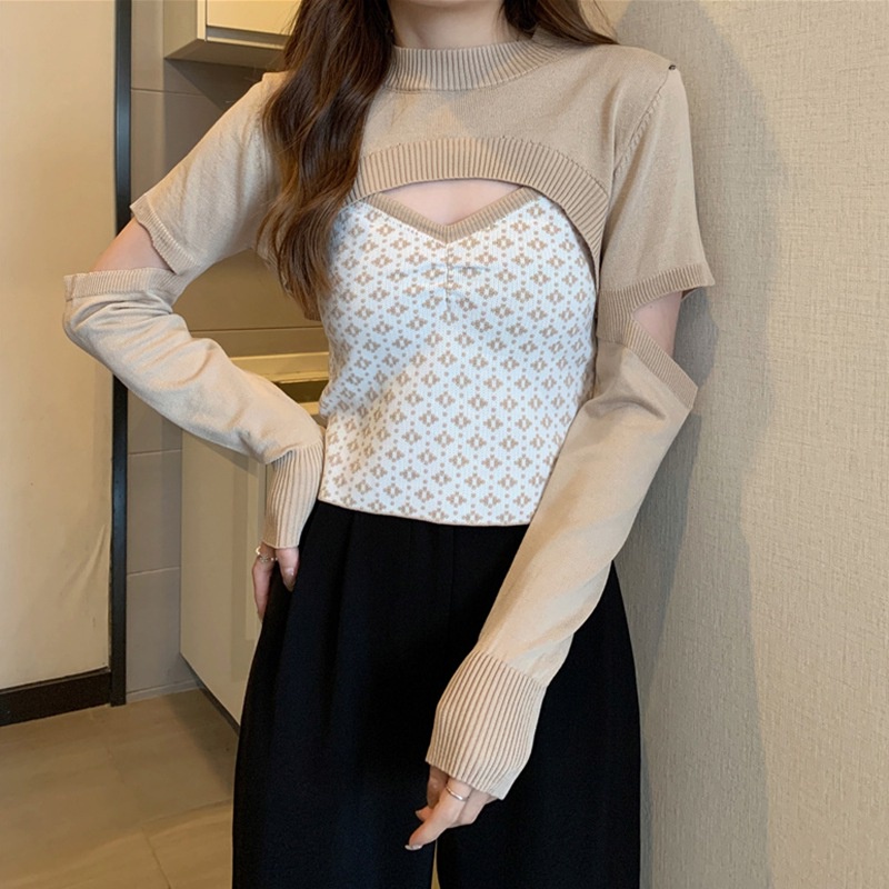 Set Áo Croptop 2 Dây Cổ Chữ V + Áo Khoác Cardigan Thời Trang Cho Nữ