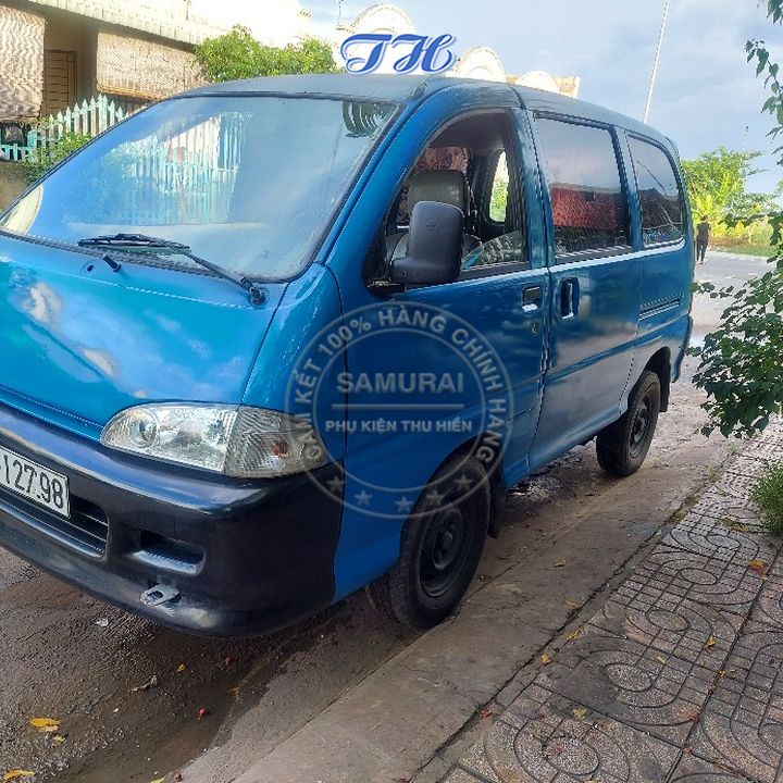 Sơn Xịt Samurai chuyên dùng cho xe máy màu màu xanh dương nhạt 371 chống cháy, chống rạn nứt, vòi xịt chống chảy