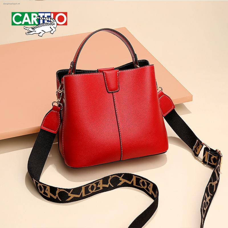 Túi đeo chéo giả da cá sấu thời trang dành cho nữ