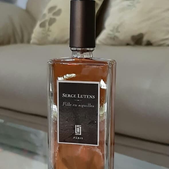 Nước hoa Serge Lutens Fille en Aiguilles