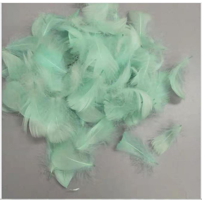 Gói khoảng 100 lông vũ nhỏ 3-7cm phụ kiện chụp ảnh, trang trí handmade (khoảng 4gam)