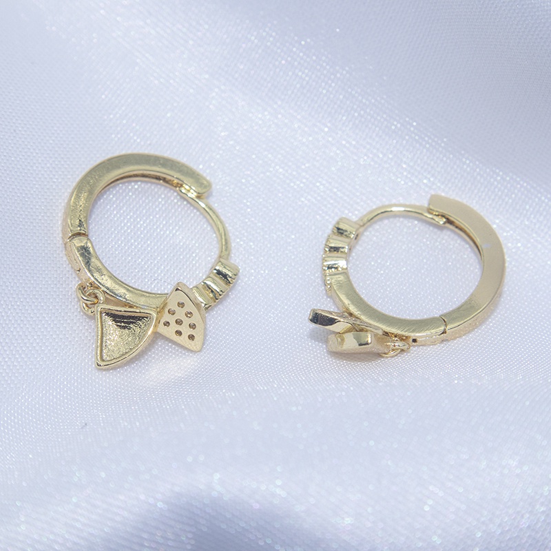 Khuyên Tai Hình Quạt Đính Đá Zircon Tròn Mỏng Dễ Phối Đồ Phong Cách Hàn Quốc Hàng Mới Cho Nữ