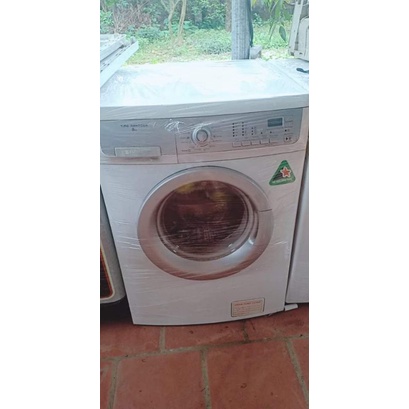 máy giặt cửa ngang electrolux 8kg