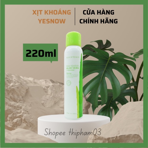 Xịt Khoáng Nha Đam Yesnow Natural Cấp Ẩm, Làm Dịu Mát Da 220ML