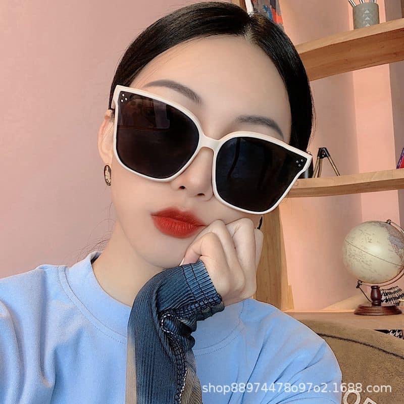 Kính 3 chấm thời trang