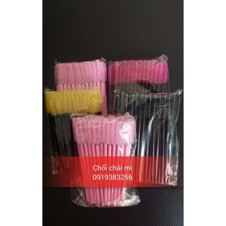 Chổi chải mi gói to 50c
