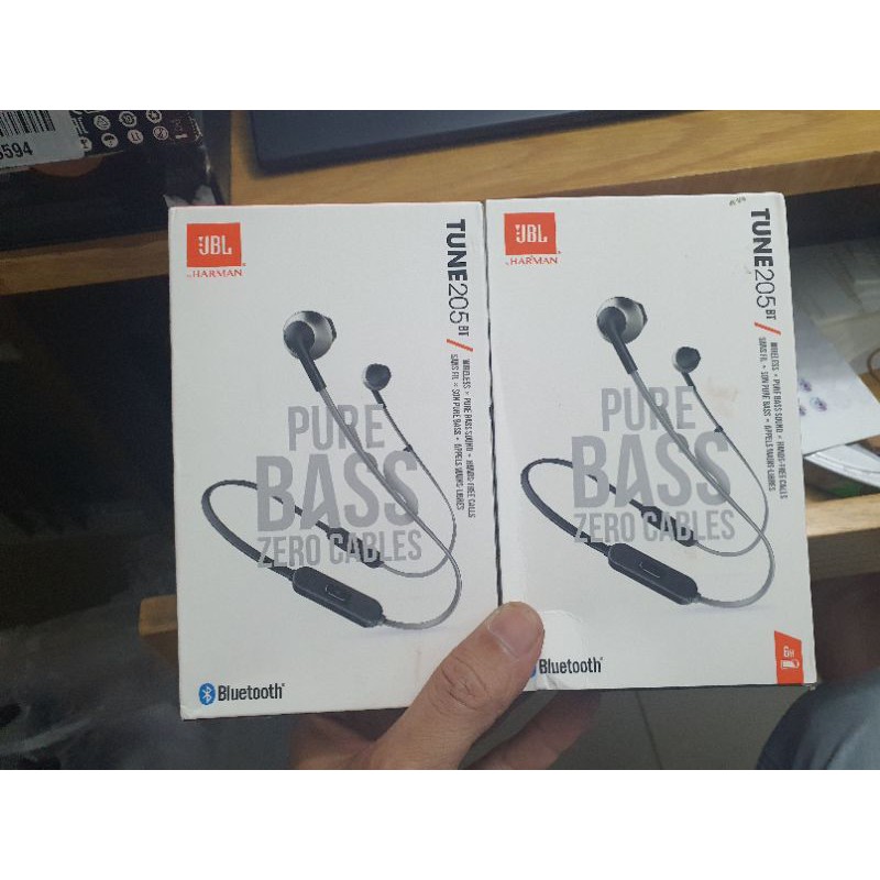 Tai nghe Bluetooth JBL Tune 205BT Chính Hãng Like New