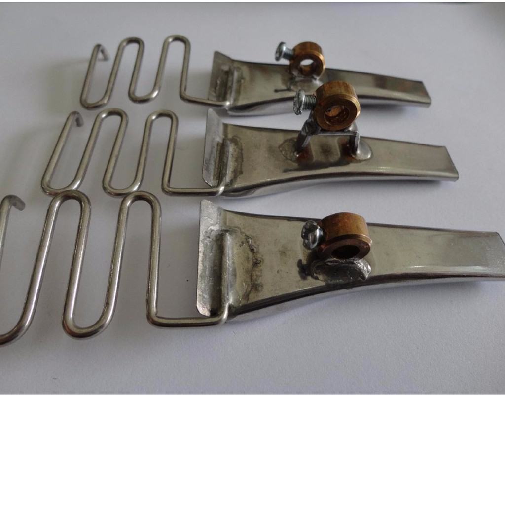 Cử treo viền thể thao