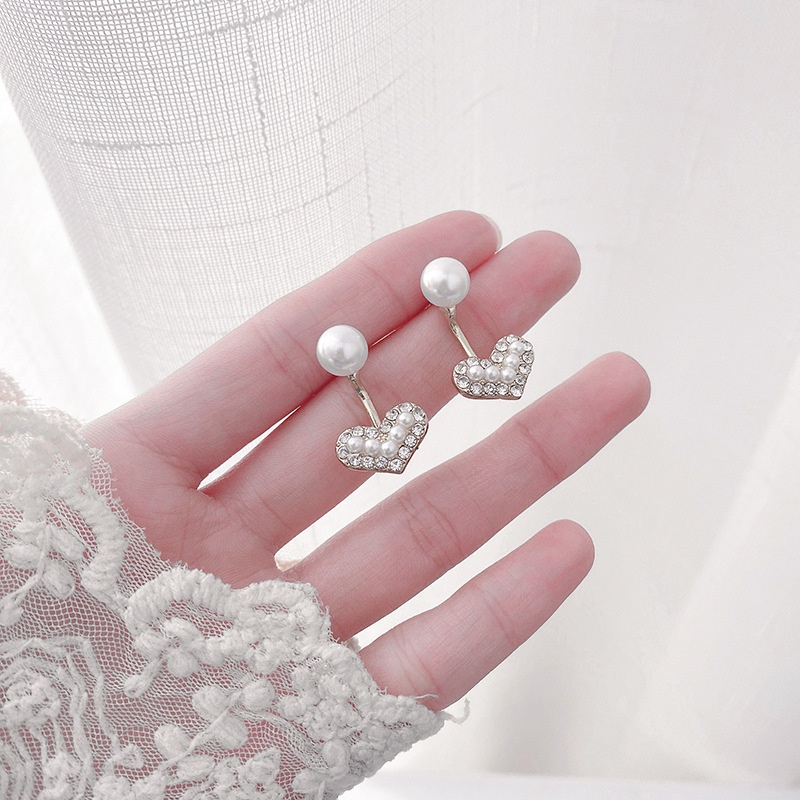 Khuyên tai ngọc trai phong cách Hàn Quốc cho nữ 2022