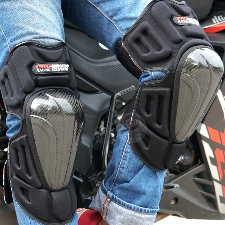 Bó gối chất liệu Carbon Pro-Biker