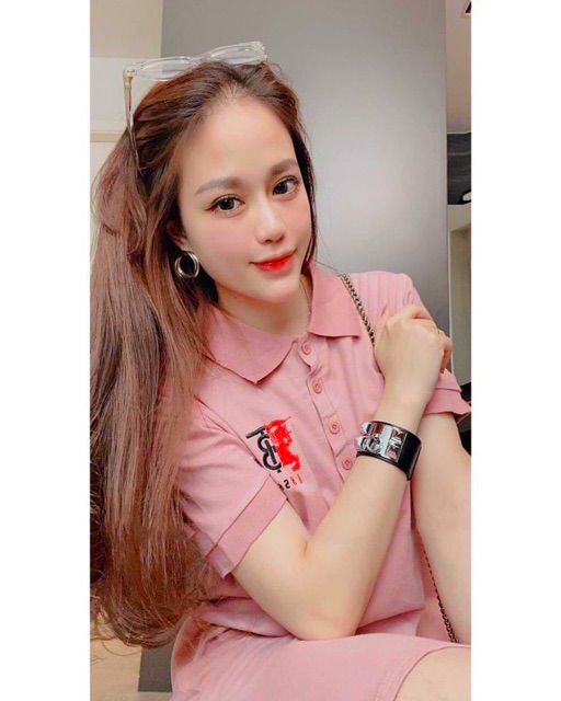 VÁY SUÔNG NỮ CỔ ĐỨC THÊU CHỮ MÀU HỒNG V36 | BigBuy360 - bigbuy360.vn