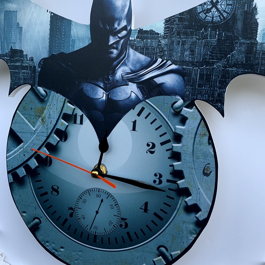 Đồng hồ treo tường nghệ thuật Batman cho bé độc đáo giá tốt.
