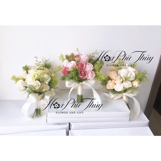 Bó hoa cưới cầm tay cô dâu (chất liệu hoa sáp)