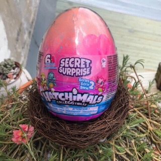 Trứng Hatchimal khổng lồ