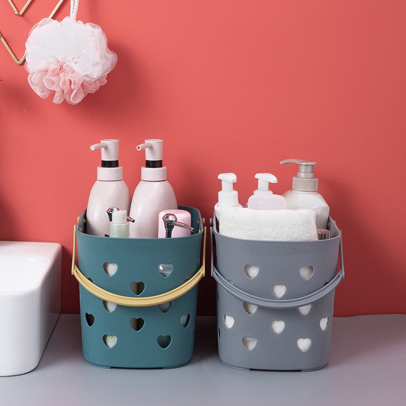 (Sale lấy lượt mua) Giỏ nhựa đựng đồ hình trái tim (G14)