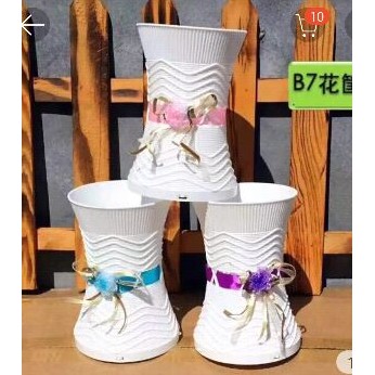 HỘP NHỰA CẮM HOA