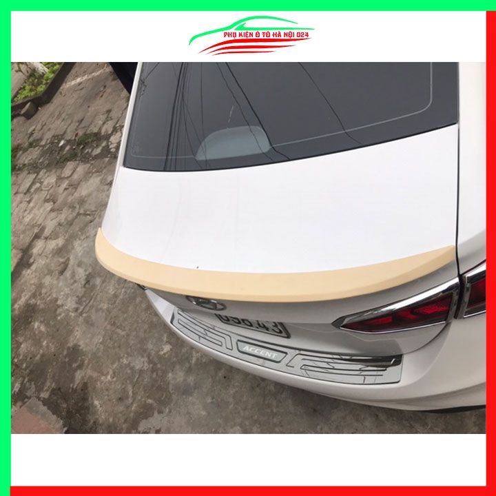 Đuôi gió sau xe liền cốp Accent 2018-2021 hàng mộc chưa sơn