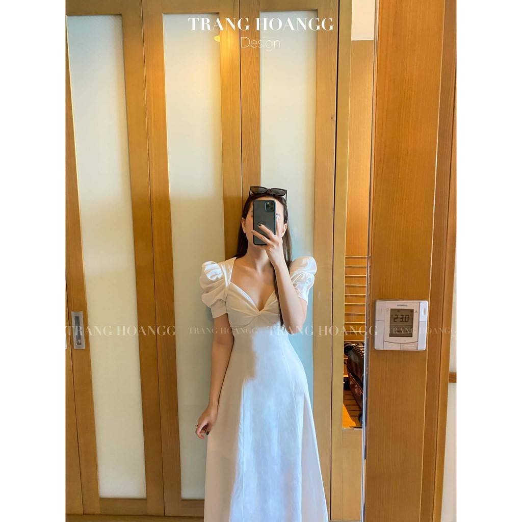 Đầm Maxi Trắng xoắn Ngực Tay Phồng | BigBuy360 - bigbuy360.vn