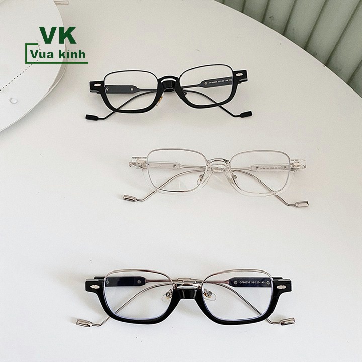 Kính cận kèm mắt cận somin