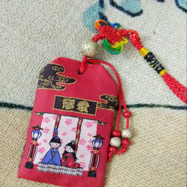 Bùa tình yêu-Bùa may mắn omamori có đá ngũ sắc may mắn