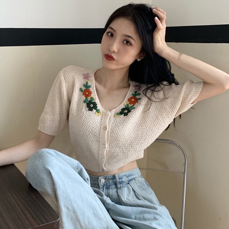 Áo Cardigan Dệt Kim Tay Ngắn Cổ Chữ V Hoạ Tiết Hoa Thêu Phong Cách Retro Cho Nữ | BigBuy360 - bigbuy360.vn