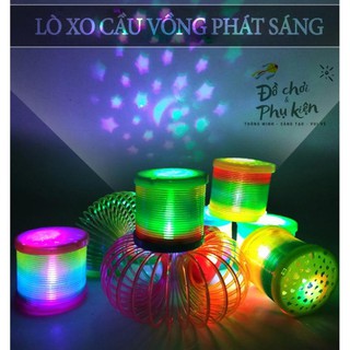 ĐỒ CHƠI LÒ XO CẦU VỒNG PHÁT SÁNG CHO BÉ