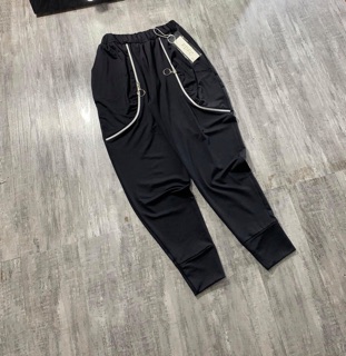 Quần jogger khoá túi hai bên A02