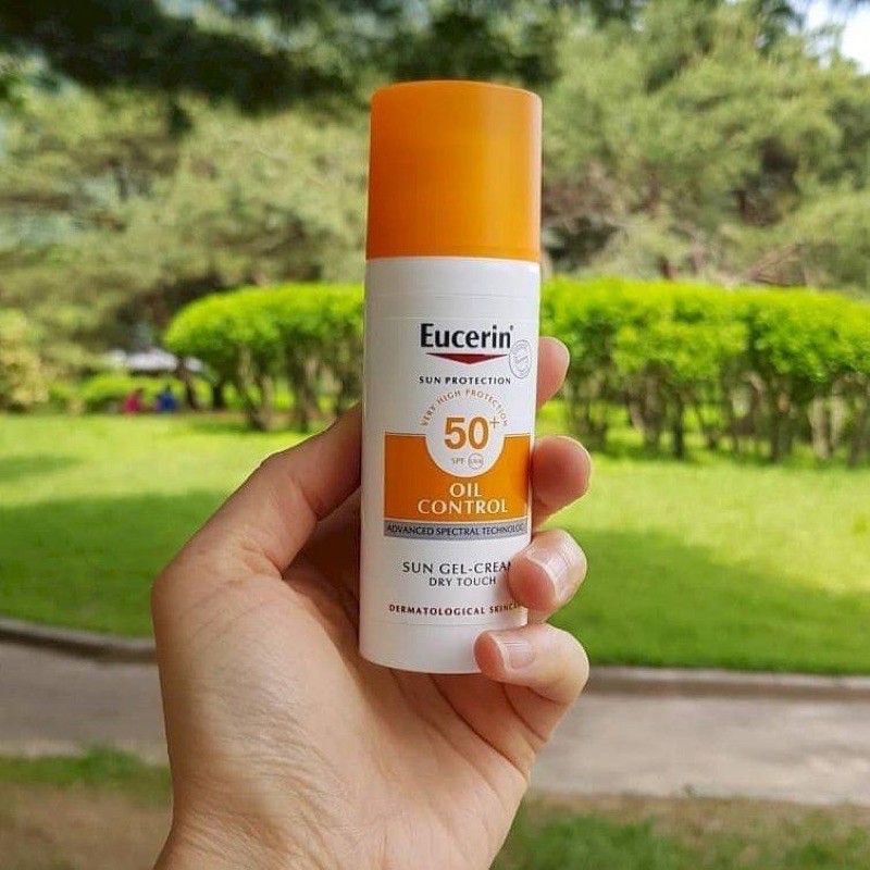 Kem Chống Nắng Eucerin Sun Gel-Creme Oil Control Dry Touch
