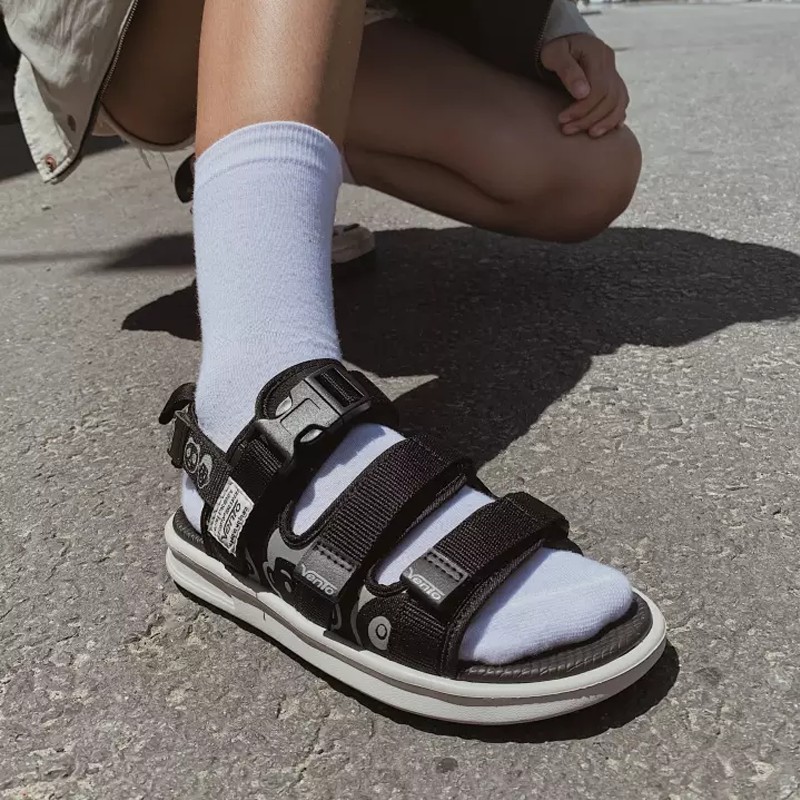 Giày Sandal Vento Nữ NB80 Màu Đen Họa Tiết Streetstyle